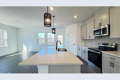 2845 Rosehall Way, Lawrenceville, GA 30044 - Photo 18