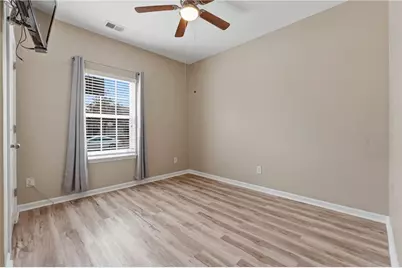 88 Thomaston Street, Newnan, GA 30263 - Photo 18