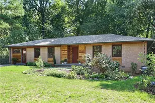 1995 Commodore Ln, Atlanta, GA 30341 - Photo 1