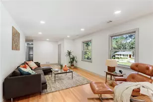 1995 Commodore Ln, Atlanta, GA 30341 - Photo 10