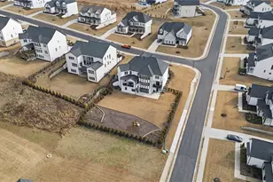 7605 Poppy Mill Ln, Cumming, GA 30040 - Photo 86