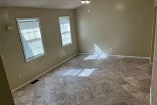 124 Betty Ln, Carrollton, GA 30116 - Photo 6