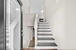 4747 Melbourne Trail, Flowery Branch, GA 30542 - Photo 4