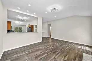 4747 Melbourne Trail, Flowery Branch, GA 30542 - Photo 8