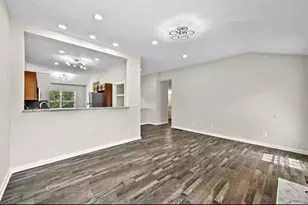 4747 Melbourne Trail, Flowery Branch, GA 30542 - Photo 8