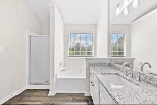 4747 Melbourne Trail, Flowery Branch, GA 30542 - Photo 18