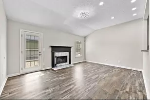 4747 Melbourne Trail, Flowery Branch, GA 30542 - Photo 6