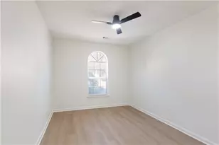 249 Dennis Dr, Alpharetta, GA 30009 - Photo 16