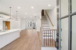 634 Skytop Dr, Cumming, GA 30040 - Photo 4