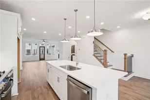 634 Skytop Dr, Cumming, GA 30040 - Photo 10