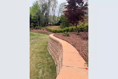 932 Heathchase Drive, Suwanee, GA 30024 - Photo 8