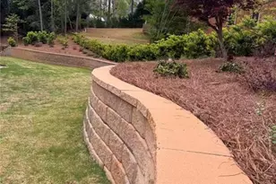 932 Heathchase Dr, Suwanee, GA 30024 - Photo 8