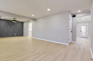 2087 Tanglewood Dr, Snellville, GA 30078 - Photo 10