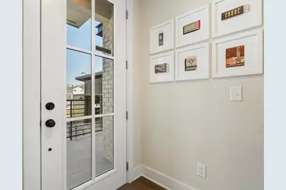 988 Bibbs Circle NW #31, Atlanta, GA 30318 - Photo 4