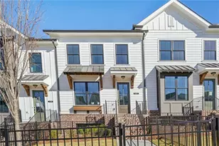 658 Skytop Dr, Cumming, GA 30040 - Photo 4