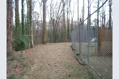 2026 SW Kimberly Road SW, Atlanta, GA 30331 - Photo 6