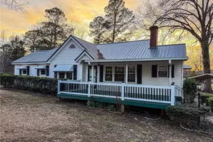 231 Mountain View Rd, Trion, GA 30753 - Photo 1