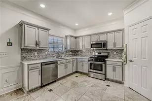 2251 Grovemont Dr, Duluth, GA 30096 - Photo 10