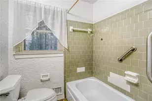 2032 Lake Lucerne Dr SW, Lilburn, GA 30047 - Photo 22