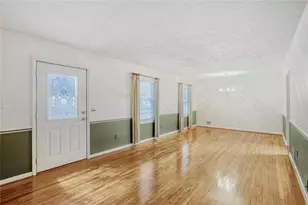 2032 Lake Lucerne Dr SW, Lilburn, GA 30047 - Photo 4