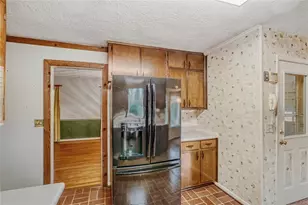 2032 Lake Lucerne Dr SW, Lilburn, GA 30047 - Photo 14