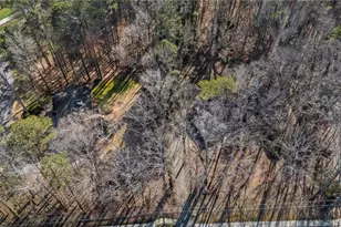 4055 Spalding Dr, Atlanta, GA 30350 - Photo 8