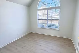 4877 Bottle Brush Ct, Snellville, GA 30039 - Photo 8