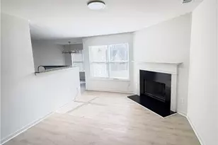 4877 Bottle Brush Ct, Snellville, GA 30039 - Photo 10