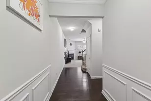 990 Parkside Wood Ct, Lawrenceville, GA 30043 - Photo 2