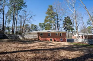 3245 Westmart Ln, Atlanta, GA 30340 - Photo 12