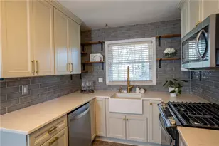 3245 Westmart Ln, Atlanta, GA 30340 - Photo 4