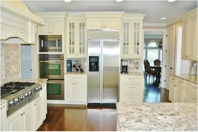 9830 Autry Falls Drive, Alpharetta, GA 30022 - Photo 4