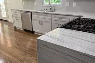 1759 Wilmont Dr NE, Atlanta, GA 30329 - Photo 10