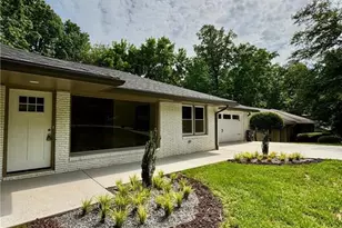 1759 Wilmont Dr NE, Atlanta, GA 30329 - Photo 2