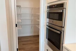 3528 Annsbury Ct, Lilburn, GA 30047 - Photo 16