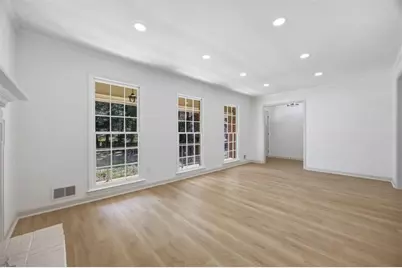 3577 Hampton Court, Peachtree Corners, GA 30092 - Photo 6