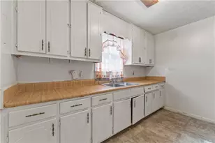 33 Head St, McDonough, GA 30253 - Photo 10