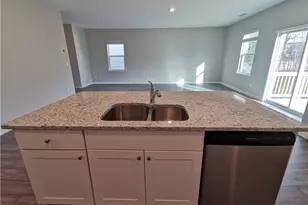 4616 Waxwing St, Hoschton, GA 30548 - Photo 8