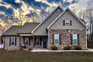 117 Savannah St SE, Calhoun, GA 30701 - Photo 6