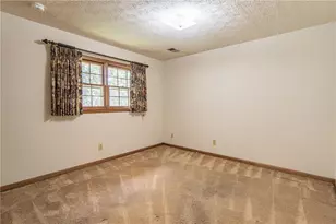 4582 Ridgeland Dr SW, Lilburn, GA 30047 - Photo 20