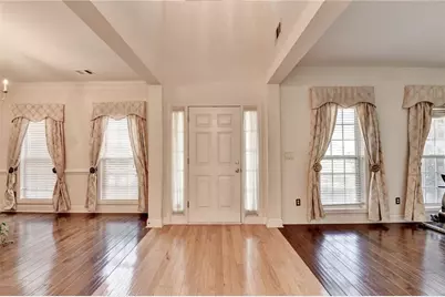 800 Roget Court, Lawrenceville, GA 30045 - Photo 4