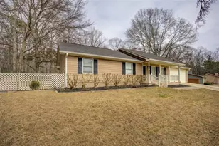 1430 Country Ln, Conyers, GA 30012 - Photo 2