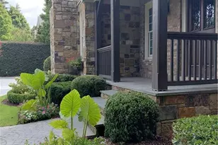 185 Trimble Crest Dr, Atlanta, GA 30342 - Photo 8