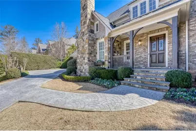 185 Trimble Crest Drive, Atlanta, GA 30342 - Photo 4