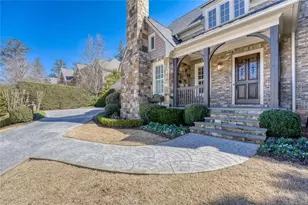 185 Trimble Crest Dr, Atlanta, GA 30342 - Photo 4