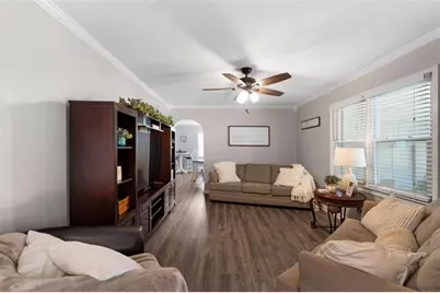 305 Greenview Court, Cedartown, GA 30125 - Photo 2