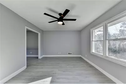 491 Allana Court, Stone Mountain, GA 30087 - Photo 8