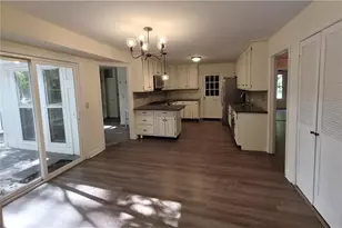 820 Oakhaven Dr, Roswell, GA 30075 - Photo 6