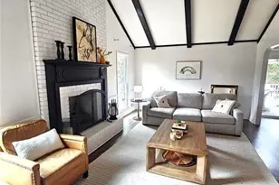 820 Oakhaven Dr, Roswell, GA 30075 - Photo 4