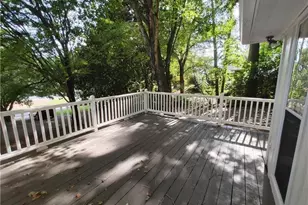 820 Oakhaven Dr, Roswell, GA 30075 - Photo 24